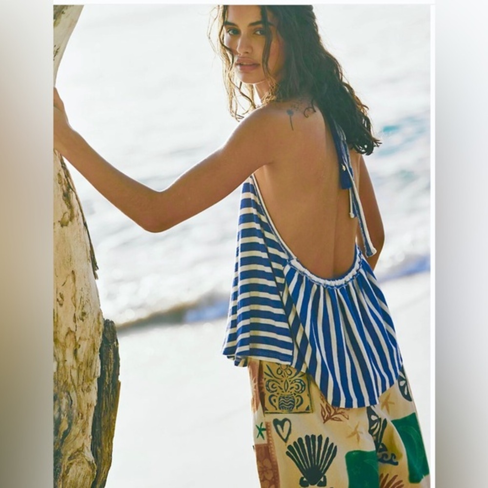 Free People We The Free Coastal Town blue white sport combo Halter size XL new